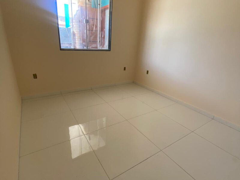 Casa com piscina, pronta entrega